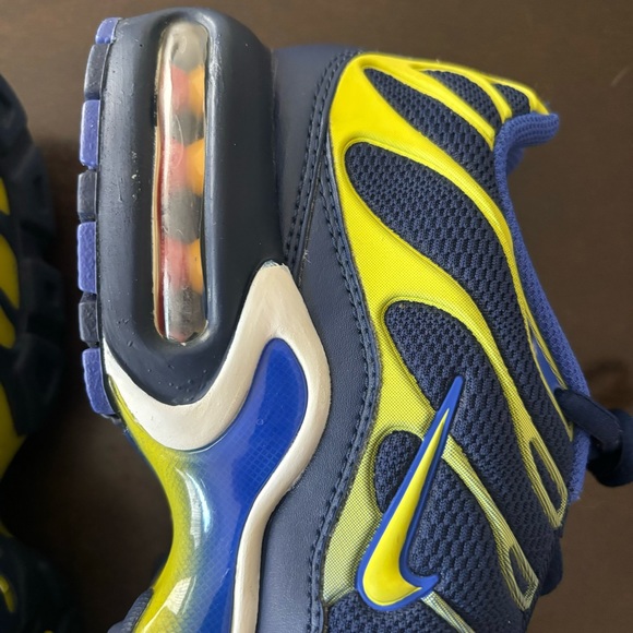 💙 2016 Nike Air Max Plus TN Binary Blue Yellow Neon GS Size 7 Men’s Wmns 8.5 💙 - Picture 7 of 13